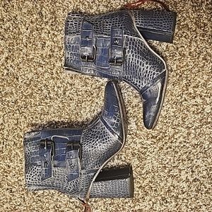 Freebird Joey Navy Croco